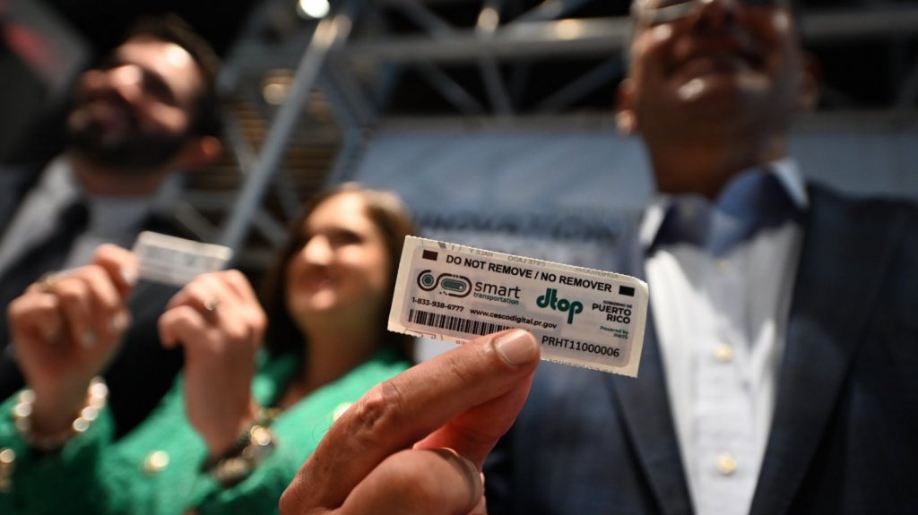  Anuncian implantación del nuevo marbete digital 
