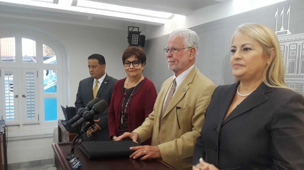  Comerse la luz ser&aacute; un delito a perseguir fuertemente por la Polic&iacute;a, los tintes ilegales, no tener marbete vigente 