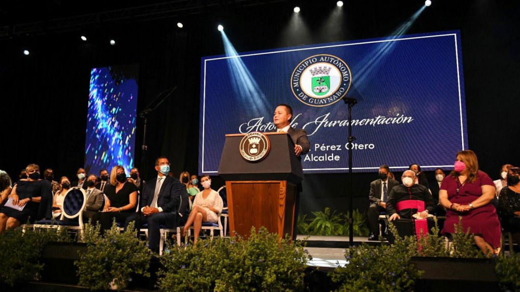  Convoca P&eacute;rez Otero a erradicar la burocracia para adelantar la reconstrucci&oacute;n al jurar como alcalde de Guaynabo 