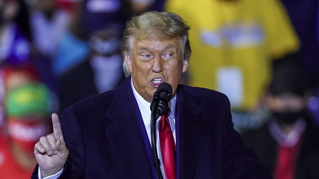  Trump despide al funcionario de seguridad electoral que neg&oacute; el fraude 