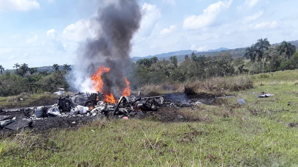  Video: Dos muertos al estrellarse Helic&oacute;ptero en Republica Dominicana 