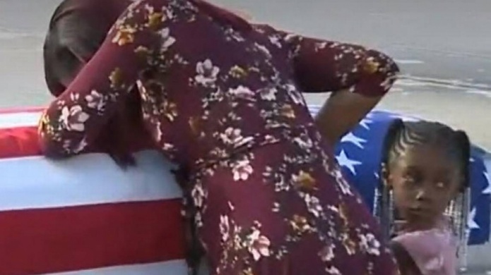 "Ãl sabÃ­a el riesgo que corrÃ­a cuando se alistÃ³", le dijo Trump a viuda de soldado de Miami Gardens