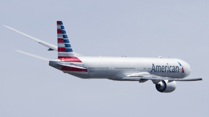 Un segundo aviÃ³n de American Airlines declara una emergencia durante el vuelo