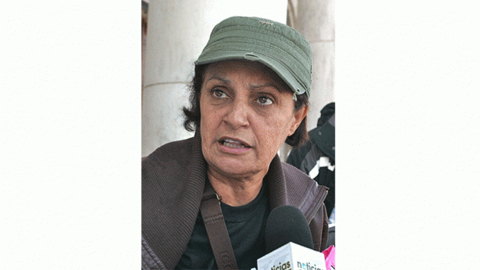 Truena Eva Ayala contra Alexandra LÃºgaro por contratos millonarios en el DE