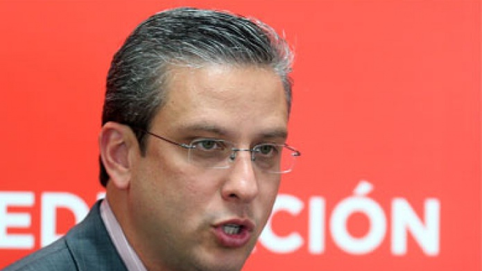 GOBERNADOR ANUNCIA HISTÃRICA ALIANZA CONTRA EL VIH-SIDA