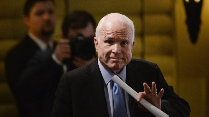 Detectan un tumor cerebral al senador y excandidato republicano John McCain