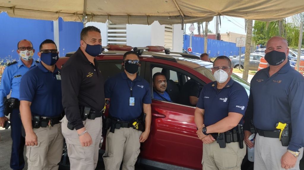  Fotos: Sale del hospital polic&iacute;a atropellado por un &ldquo;Todo Terreno en Arecibo 