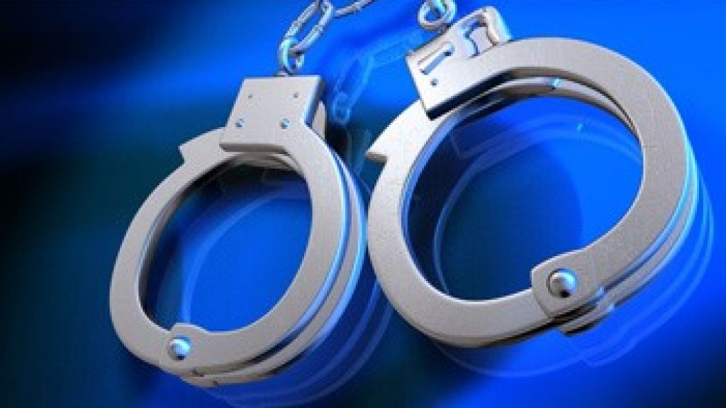  Federales arrestan 16 personas en operativo antidrogas 
