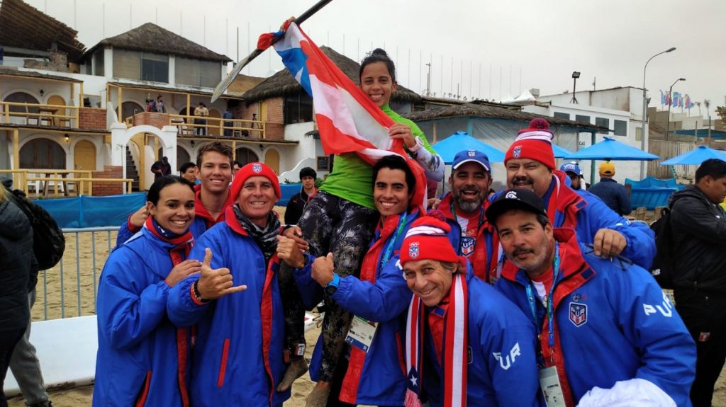  Maricarmen Rivera la primera medalla de surfing 