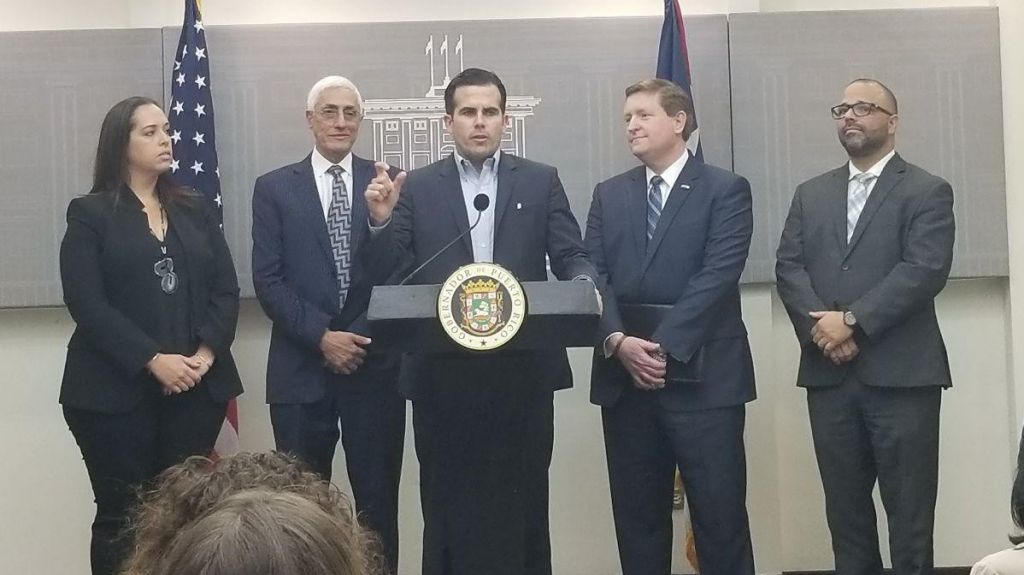  Gobernador anuncia extensi&oacute;n de la asistencia individual de FEMA 