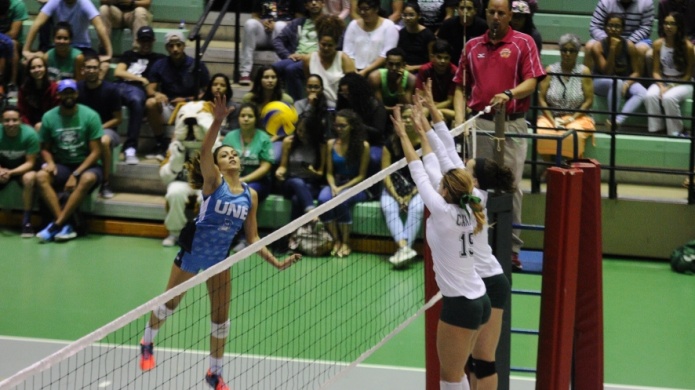 Cerrada contienda universitaria obliga a instituciones a hacer ajustes