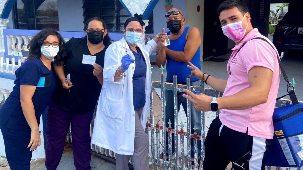  Ceiba inicia intensa campa&ntilde;a de vacunaci&oacute;n casa por casa 