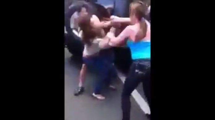 Video: Mujeres pelean en plena escuela de Cidra