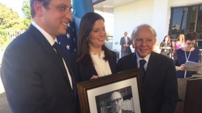 Justicia honra memoria de TrÃ­as Monge  y designa con su nombre a la sede de la agencia