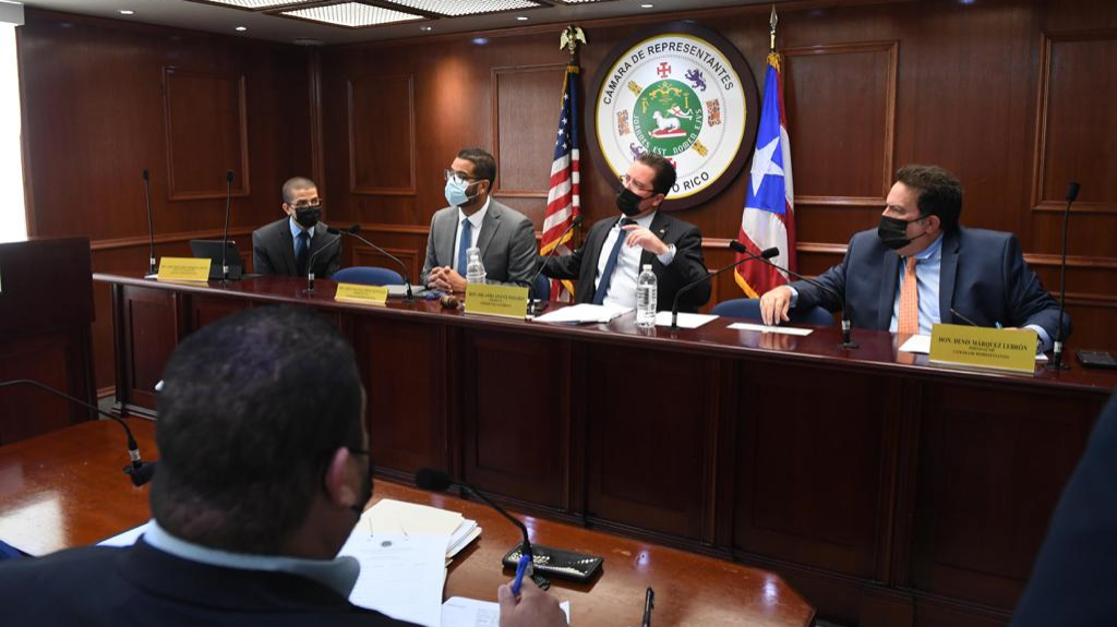  Aprueban informe de proyecto sobre mayores protecciones para prohibir discrimen hacia comunidad LGBTQ 