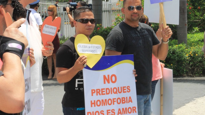  Francisco âEl Jimaguaâ llama âbochorno cristianoâ a la pastora Wanda RolÃ³n