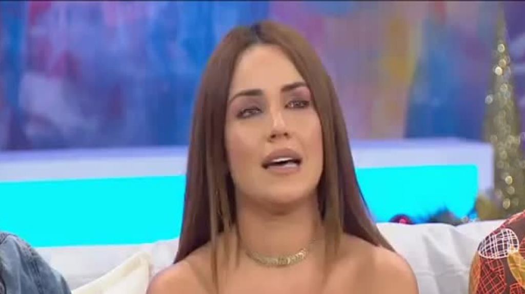  Video: Ahogada en llanto, habla Gredmarie Col&oacute;n sobre la infidelidad de su pareja 