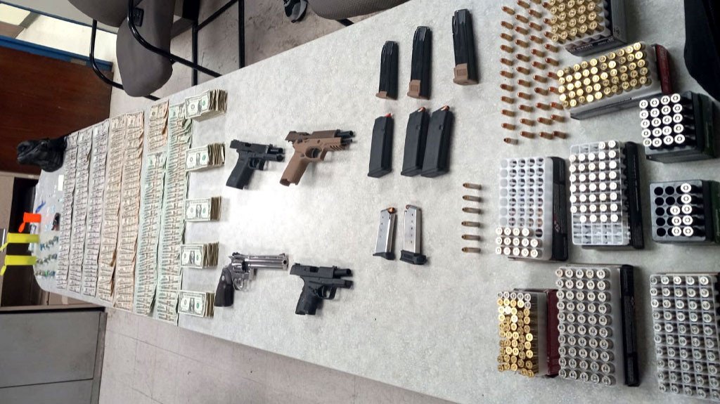  Operativo en Residencial Bella Vista de Arecibo 