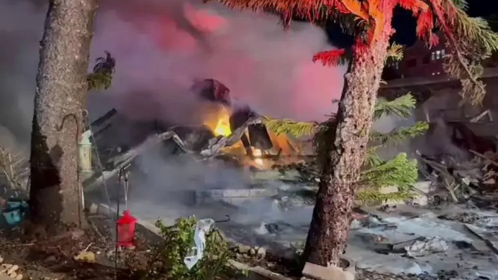  VIDEO: Accidente de avioneta en una zona de casas móviles en Florida deja 3 muertos 