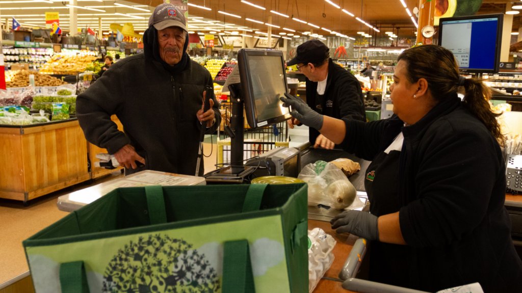  Los precios suben un 0,4 % en febrero 