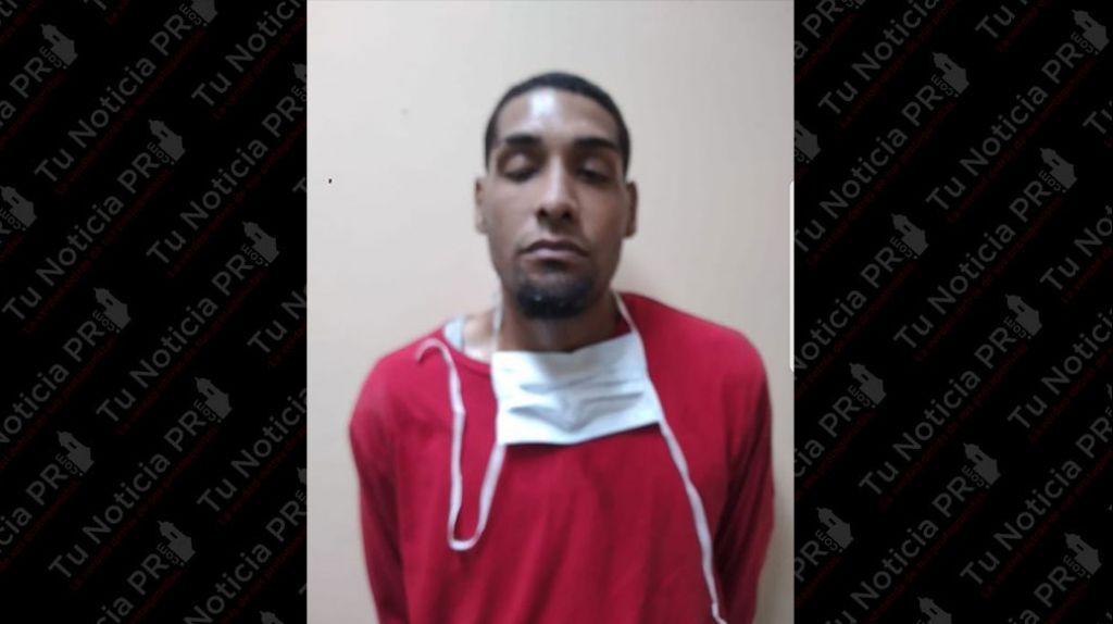  Comisionado de la polic&iacute;a municipal de Carolina y un agente arrestan fugitivo federal 