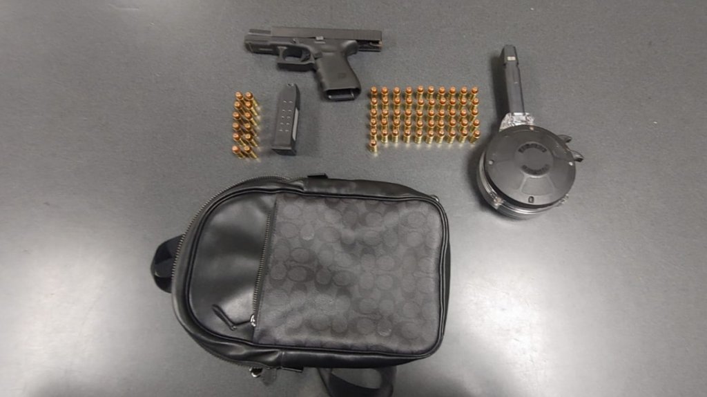  A la c&aacute;rcel hombre arrestado con una pistola autom&aacute;tica en Ponce 