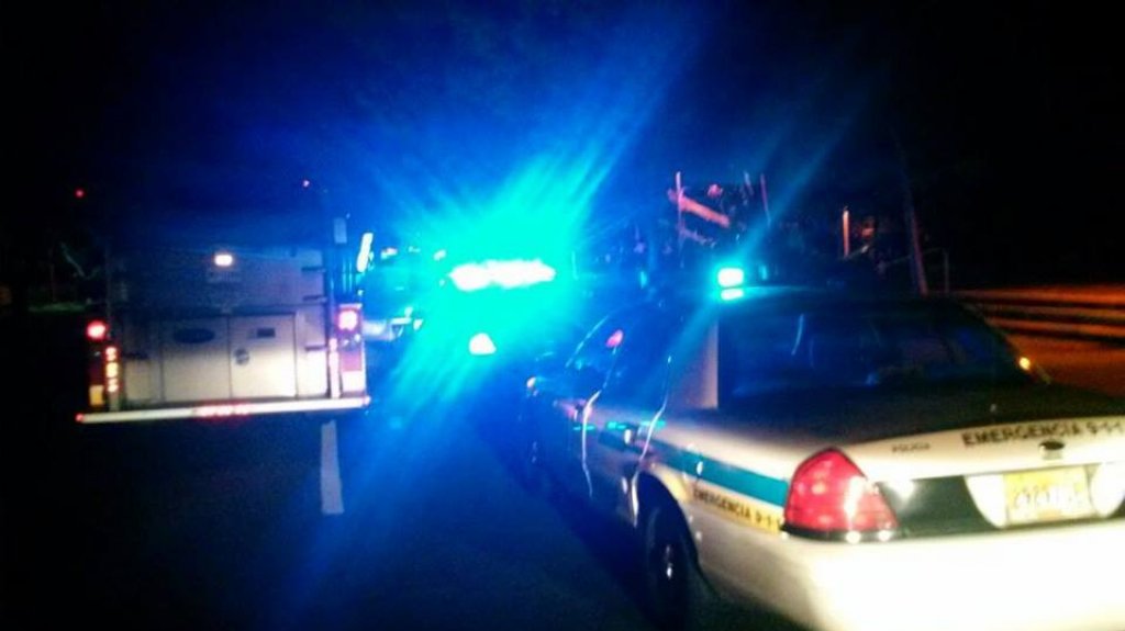  Encuentran cad&aacute;ver en carretera en Salinas 