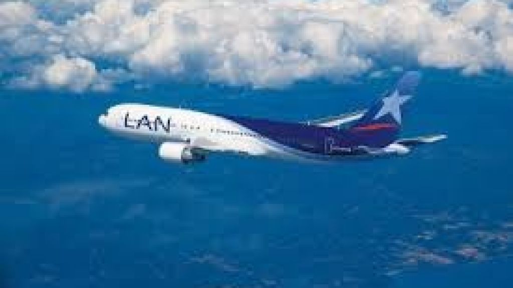  Vea video: Dos aviones con venezolanos que retornan desde Ecuador no podr&aacute;n sobrevolar Colombia 