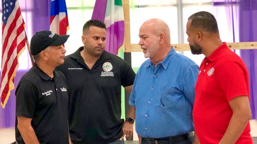  Presidente de la C&aacute;mara se re&uacute;ne con alcalde de Yabucoa ante paso de Dorian 