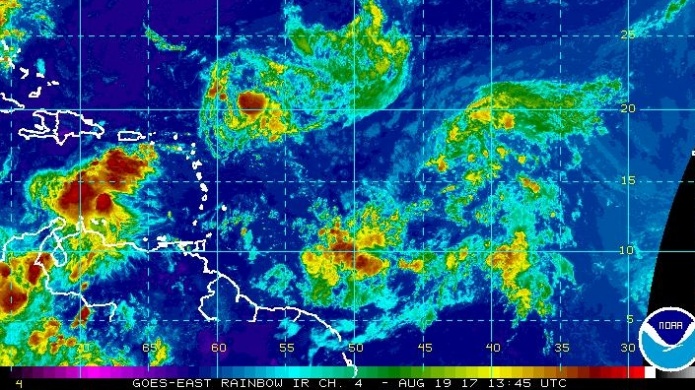 Paso al sur de la tormenta Harvey produce tiempo inestable y oleaje "picado". 