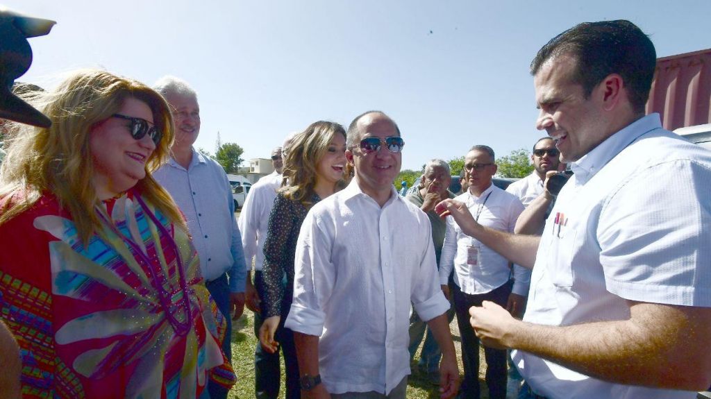  Jenniffer Gonz&aacute;lez en iniciativa de la Primera Dama para Regreso a Clases 