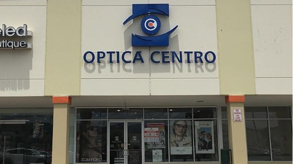  Roban decena de pares de gafas de &oacute;ptica en Caguas 