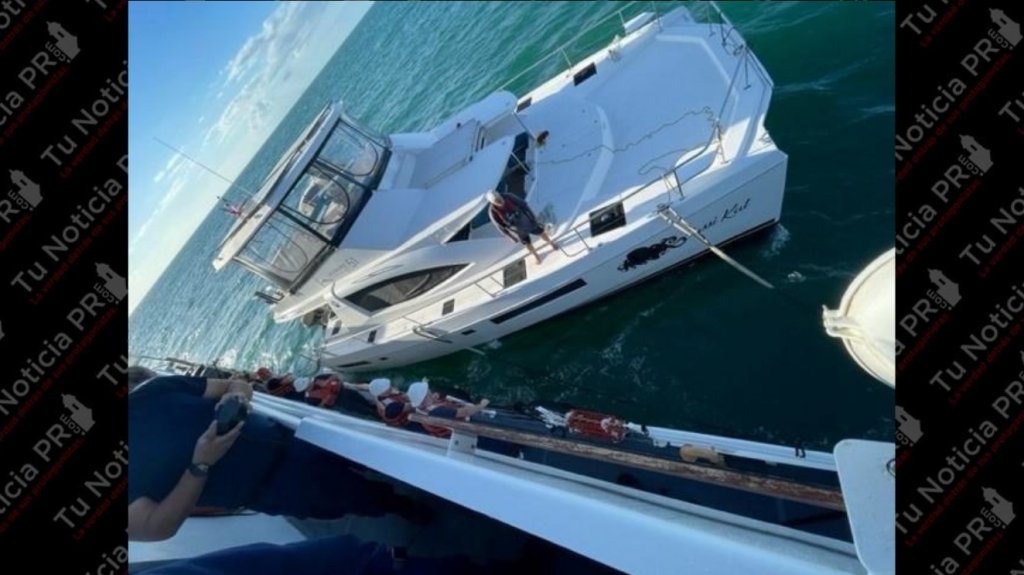  Guardia Costera socorre a pareja de navegantes cuya embarcaci&oacute;n qued&oacute; a la deriva tras fallar motor 