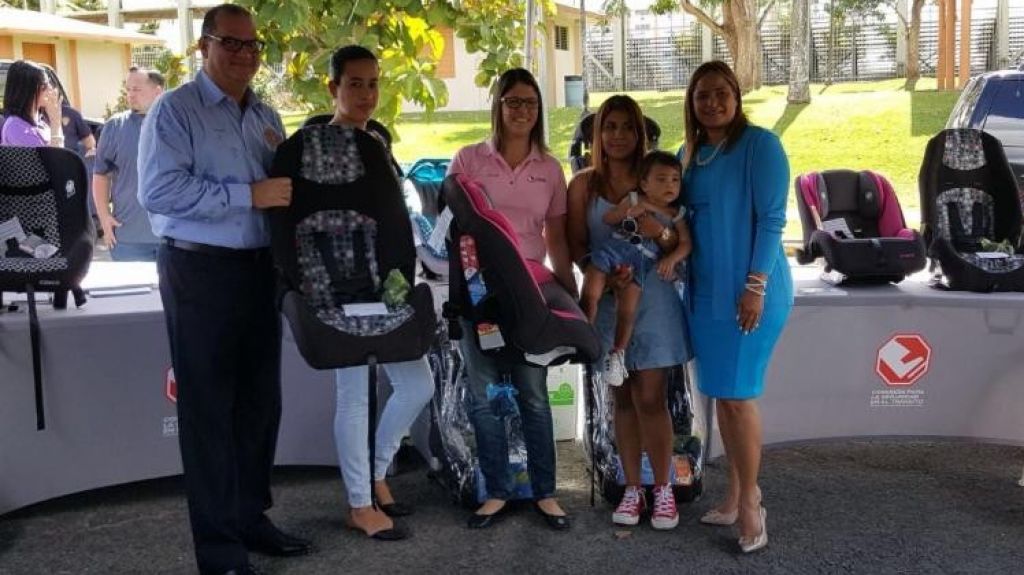  Once bomberos se convierten en t&eacute;cnicos de asientos protectores 