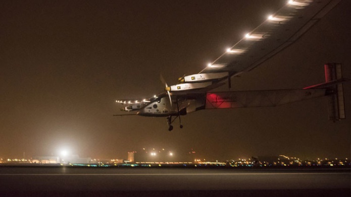 Â¿CÃ³mo es volar en el primer aviÃ³n solar que darÃ¡ la vuelta al mundo?