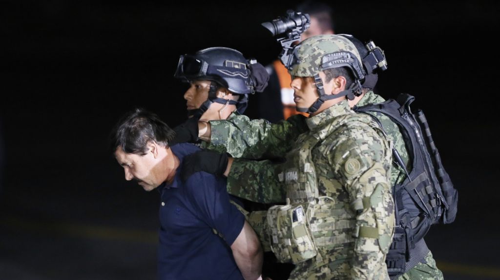  Defensa del Chapo evita comentar sobre posibilidad de que la familia no pague 