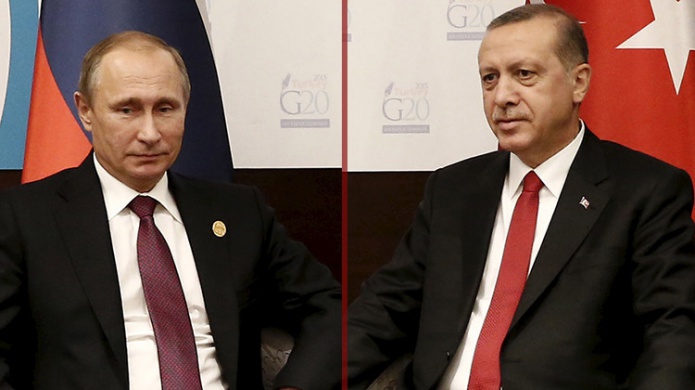 Putin habla con Erdogan tras el golpe de Estado fallido en TurquÃ­a