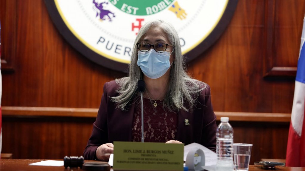  Rechazan medida que prohibir&iacute;a tratamientos hormonales en j&oacute;venes 