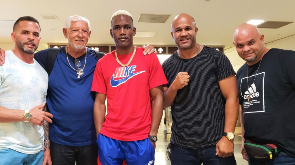  Cerca del peso Subriel Matías para eliminatoria mundial ante ruso Maxim Dadashev 