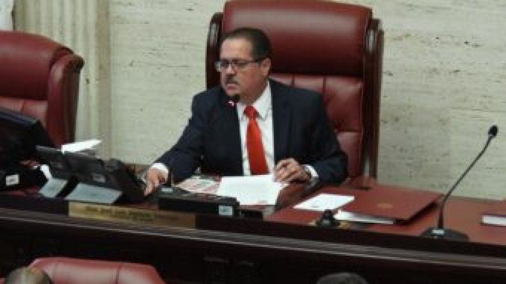  Senado aprueba solicitud para que la comisionada residente presente legislación destinado a eximir a Puerto Rico de leyes de cabotaje 