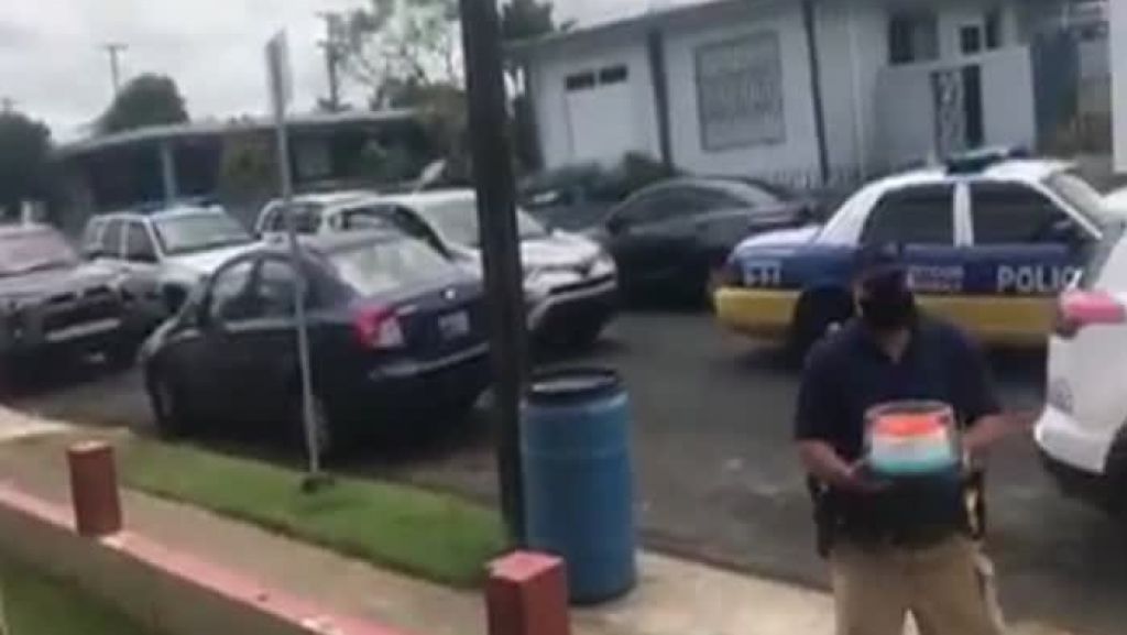  Video: Joven con “síndrome down” en Bayamón, estaba triste porque nadie llegaba a cantarle cumpleaños 