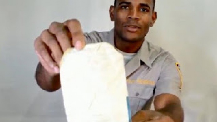 Video: PolicÃ­a Dominicano causa revuelo en las redes sociales luego de denunciar las injusticias de esta policÃ­a 