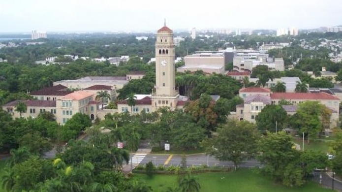 Fuera de las primeras 980 universidades del mundo la Isla