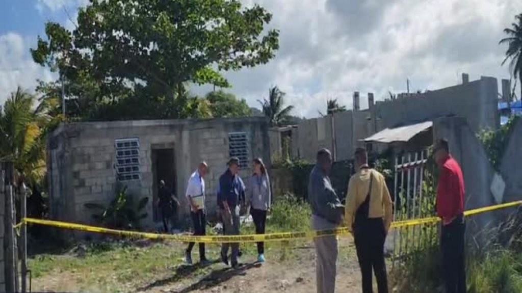  Video: encuentran un cad&aacute;ver envuelto en sabanas en Toa Baja 