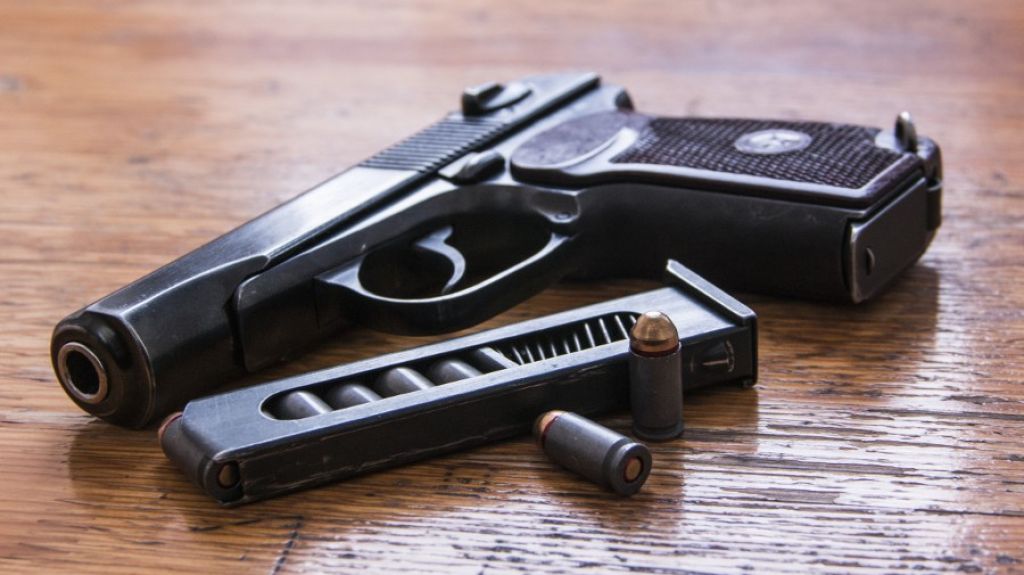  Regresa de vacaciones y se da cuenta que le robaron la pistola de su residencia en Guayama 