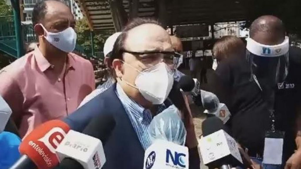  Vinicio Castillo felicita a Abinader y a Faride; Dice el país ganó 