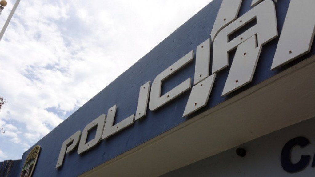  Dejan bajo custodia de los padres tres menores de edad sorprendidos con dos rifles y una pistola 