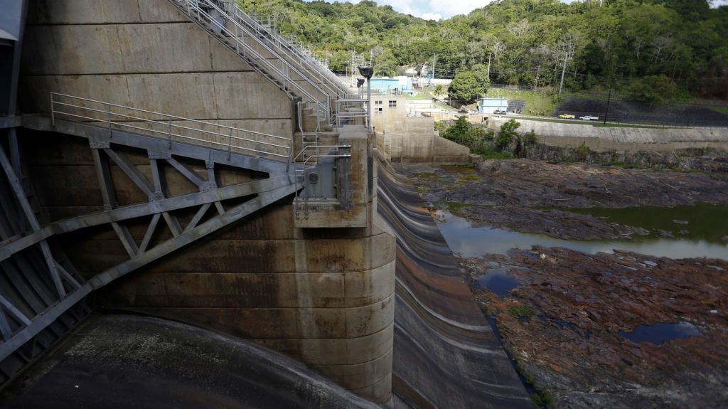 Presenta medida para que EE.UU. asigne fondos a dragado de embalses en Puerto Rico 