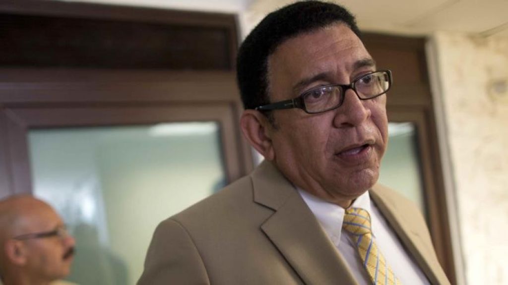  Buscan construir sistema de alcantarillado en comunidad de Toa Baja 