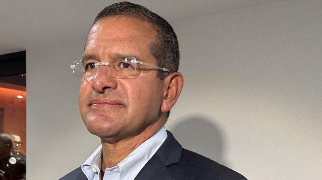  Gobernador denuncia desigualdad a Comisión de Derechos Civiles de Estados Unidos 